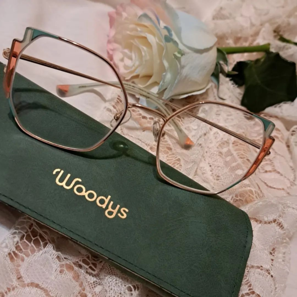 Woodys 
